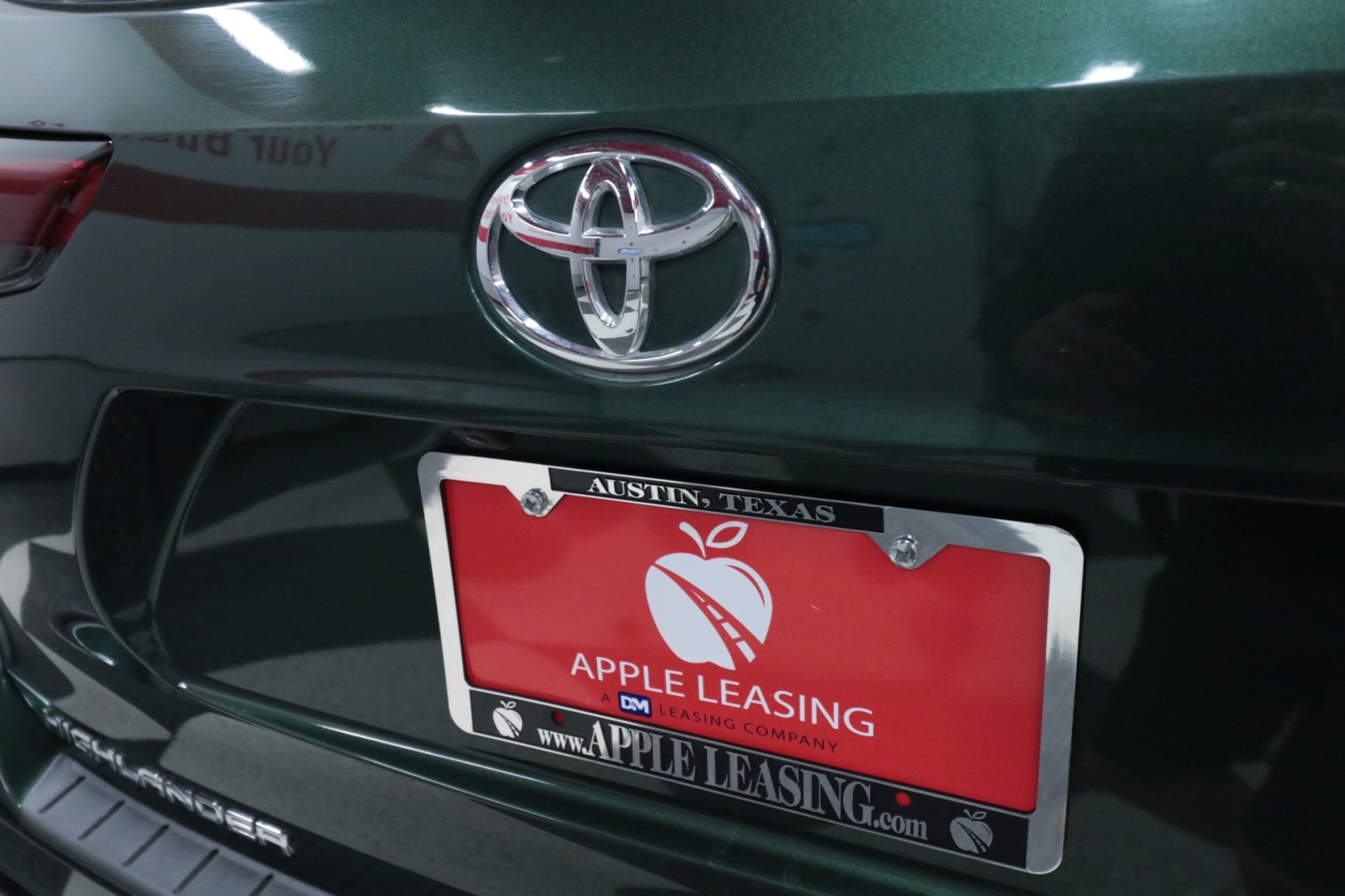 Used Car 2024 Toyota Highlander  Xle For Sale Under $40,000 In Austin, Texas