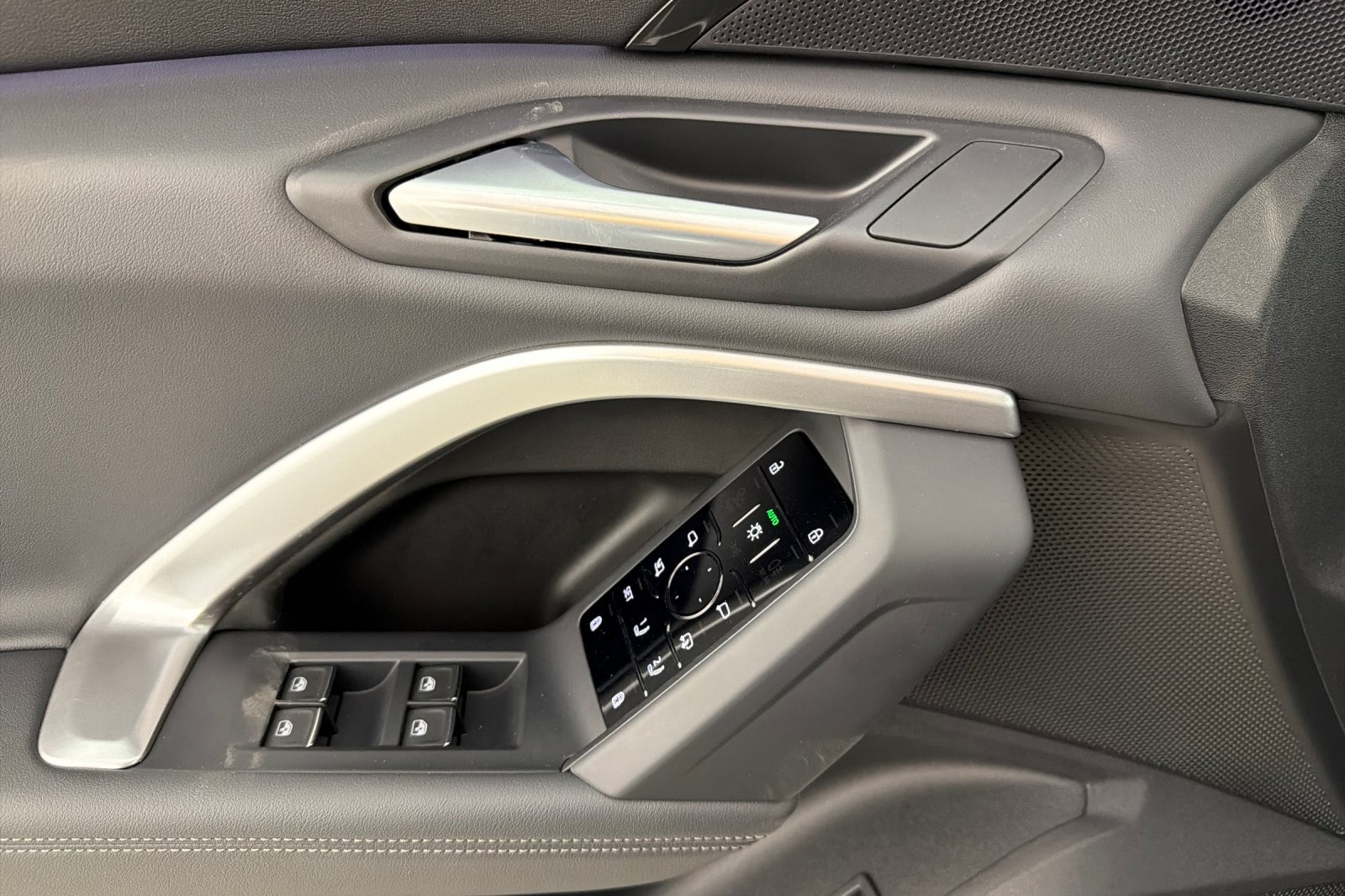 Used 2025 Tambora Gray Metallic Audi Premium 2.0 TFSI quattro image 10