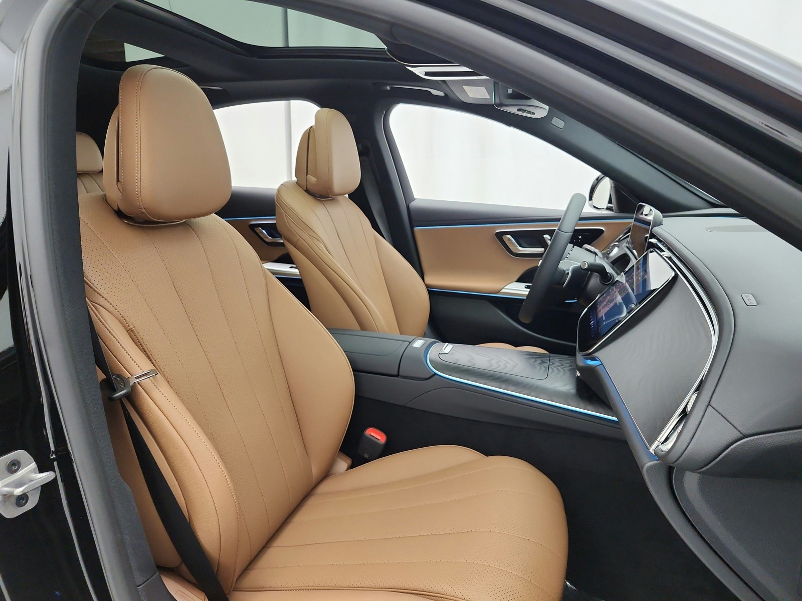 New 2026 Black Mercedes-Benz E 350 RWD Sedan image 15