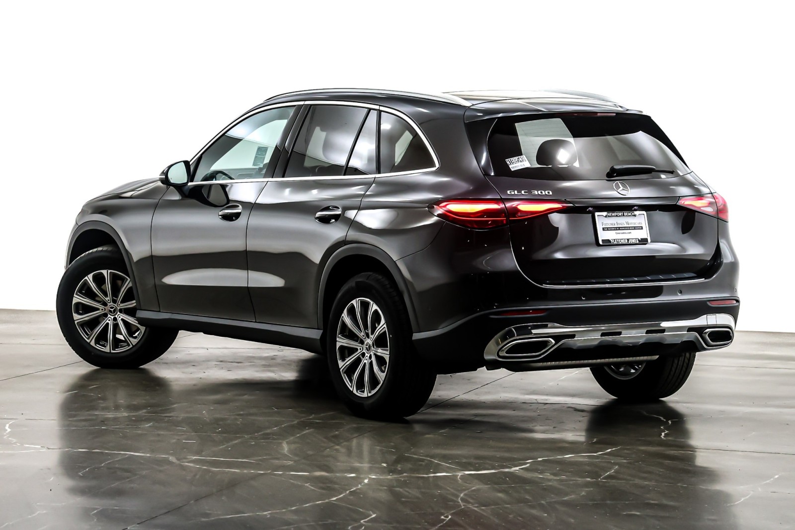 New 2026 Graphite Grey Metallic Mercedes-Benz GLC 300 image 12
