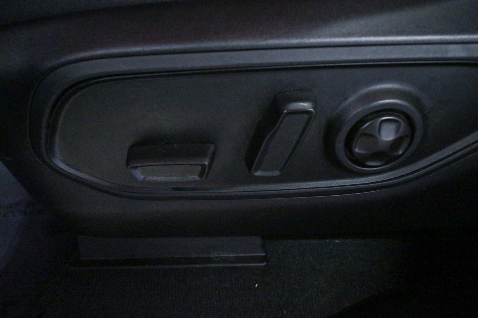 Used Car 2024 Jeep Grand Cherokee L  Limited For Sale Under $35,000 In Austin, Texas
