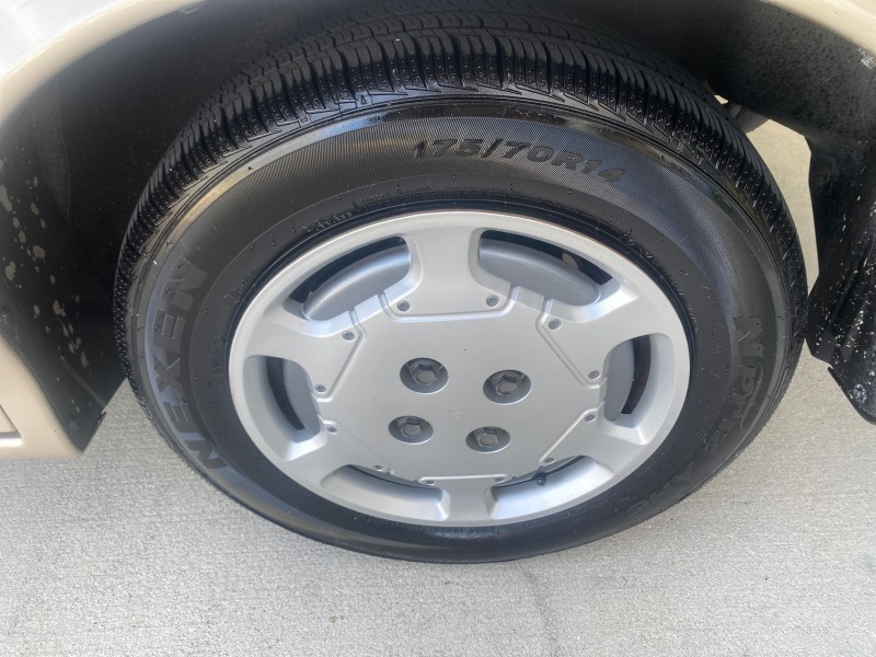 1995 Saturn SL LOW MILES 70,805 in ,