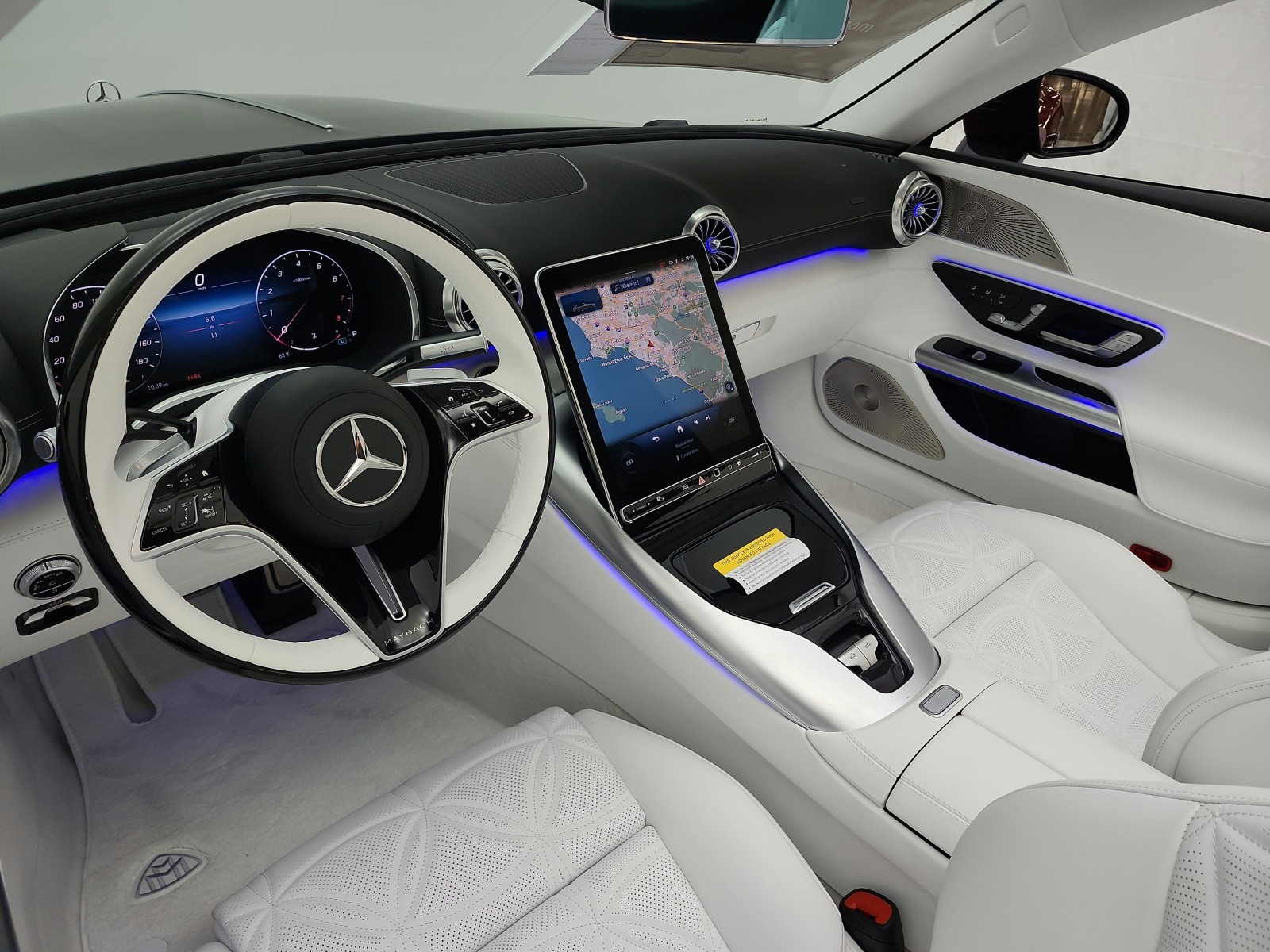 New 2026 MANUFAKTUR Garnet Red Metallic (Red Ambiance) Mercedes-Benz Maybach SL 680 Monogram Series image 11