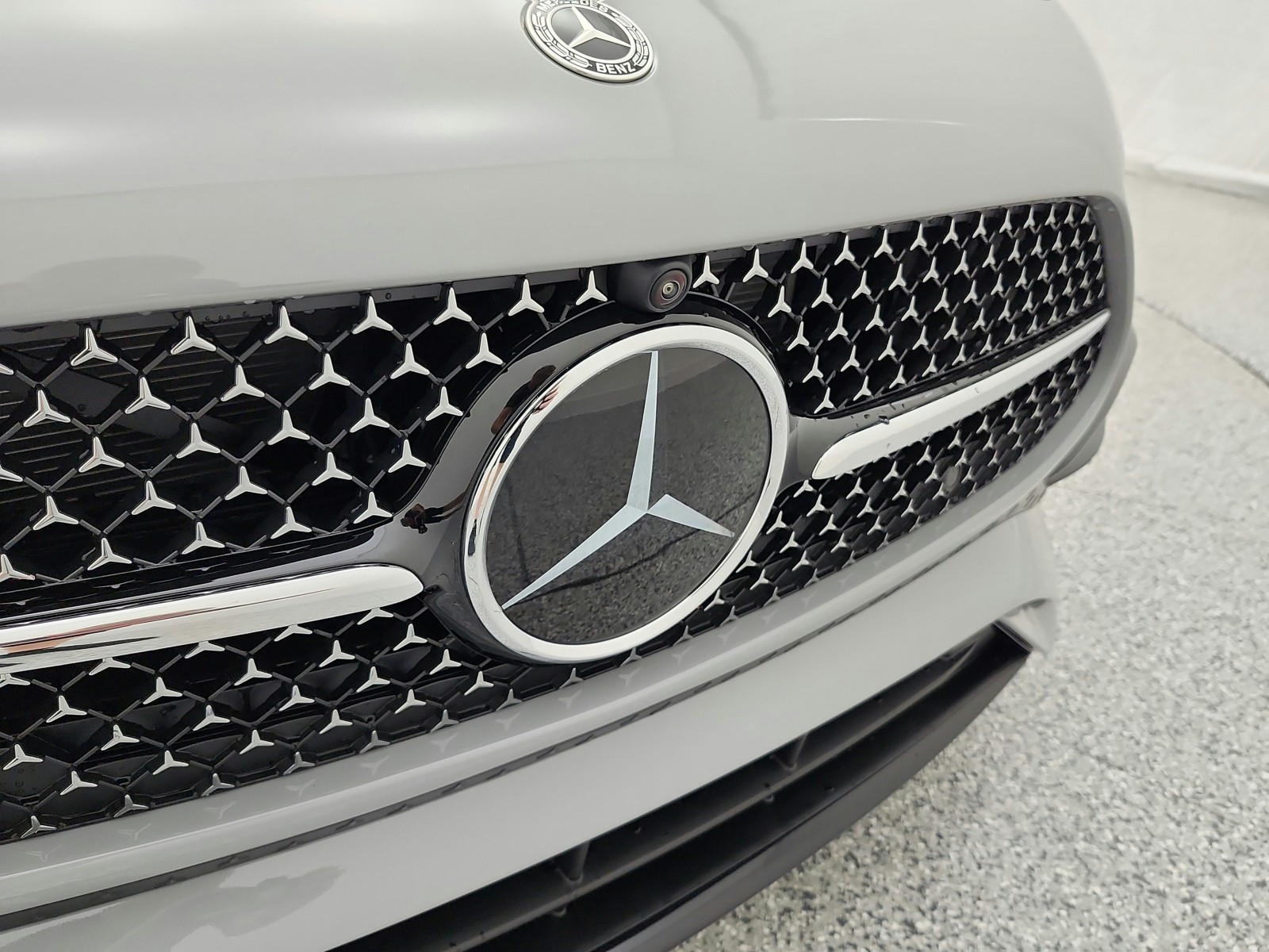 New 2026 MANUFAKTUR Alpine Grey Metallic Mercedes-Benz CLE 450 image 14