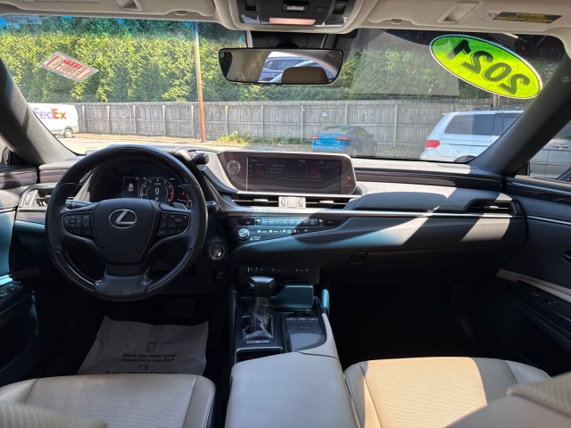 LexusES40