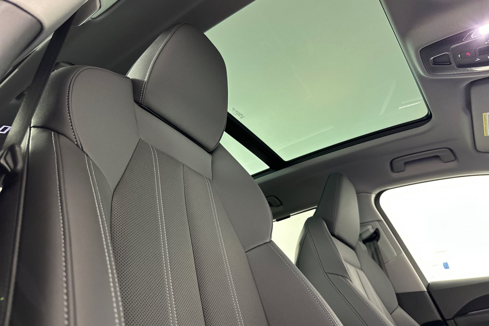 New 2025 Tambora Gray Metallic Audi Premium Plus 2.0 TFSI quattro image 16