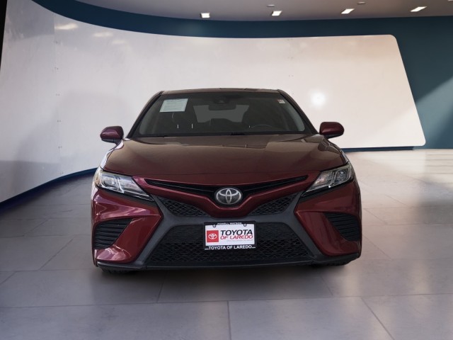 2018 Toyota Camry SE 8