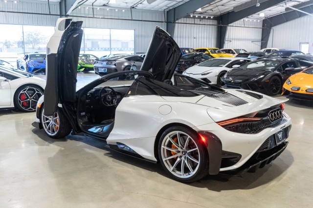 Used Car 2022 Mclaren 765lt  Convertible Rear Wheel Drive For Sale Under $520,000 In Boerne, Texas