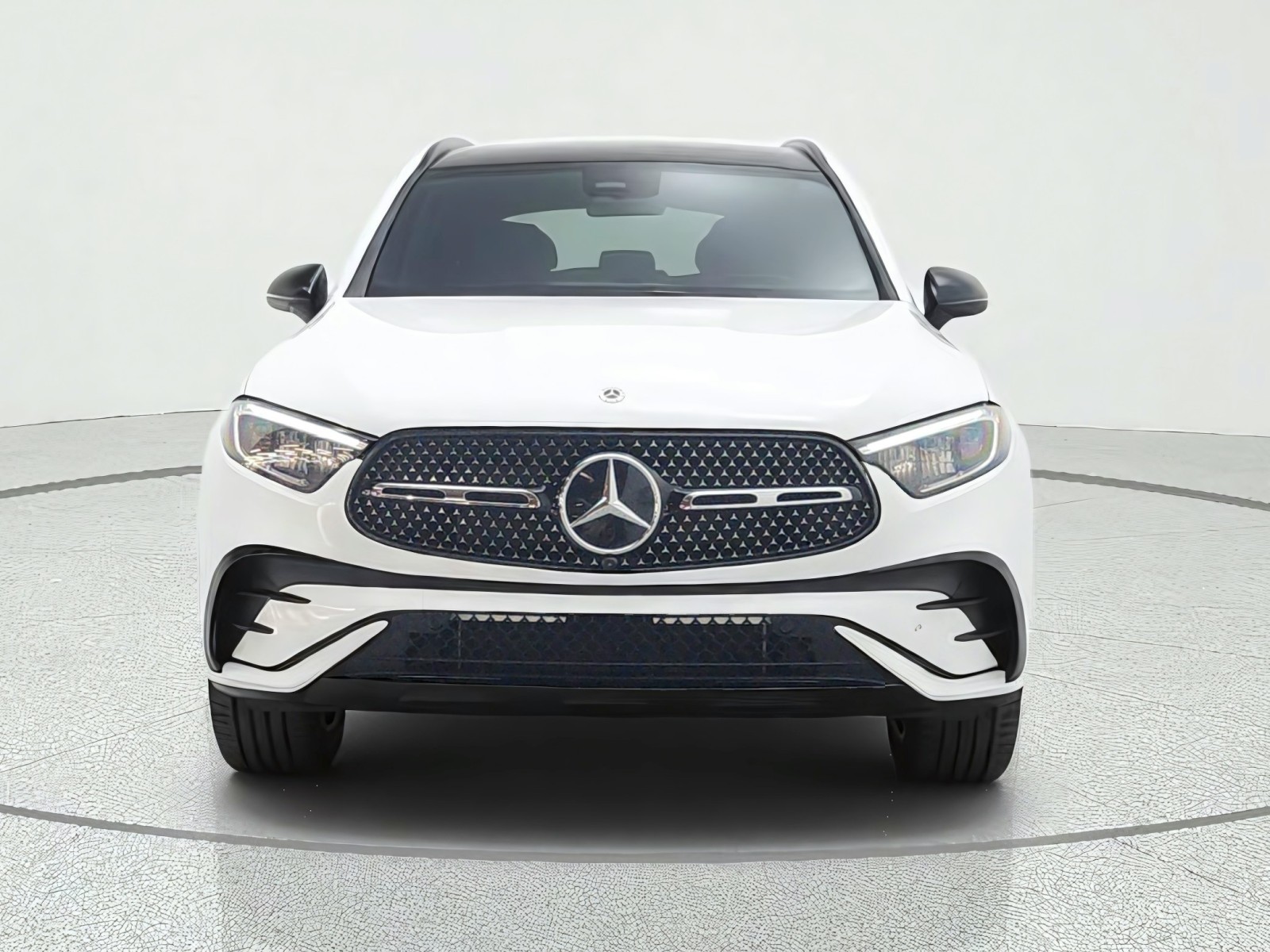 New 2027 MANUFAKTUR Moonlight White Metallic Mercedes-Benz GLC 300 SUV image 2