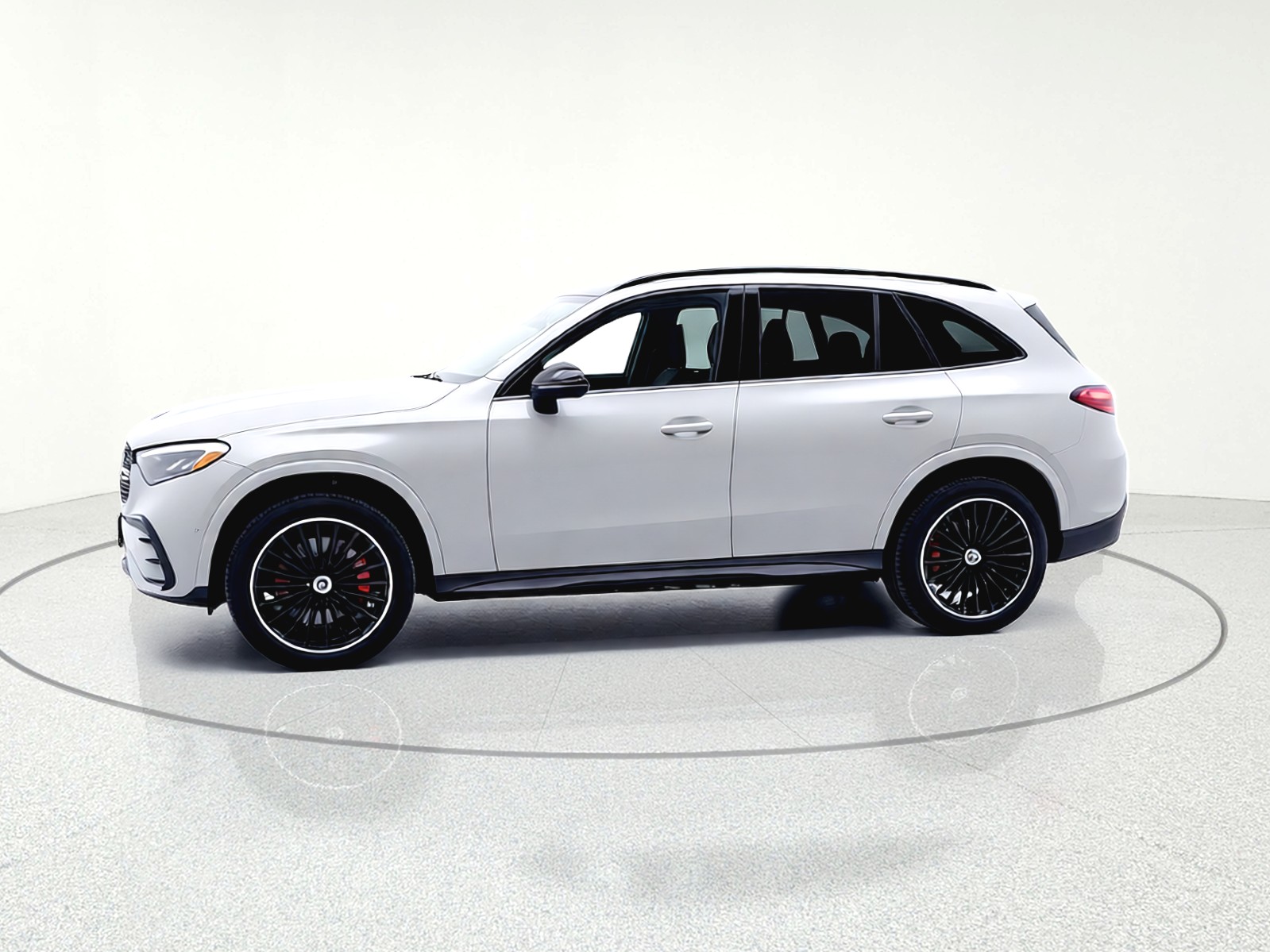 New 2026 MANUFAKTUR Alpine Grey Mercedes-Benz GLC 300 image 8