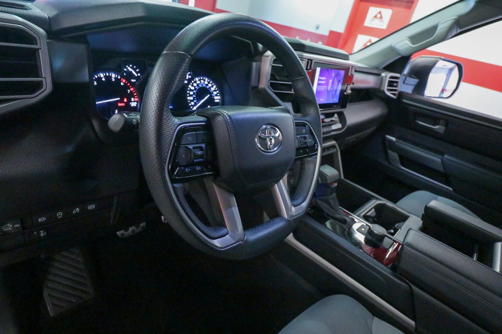 Used Car 2022 Toyota Tundra 2wd  Sr5 For Sale In Austin, Texas