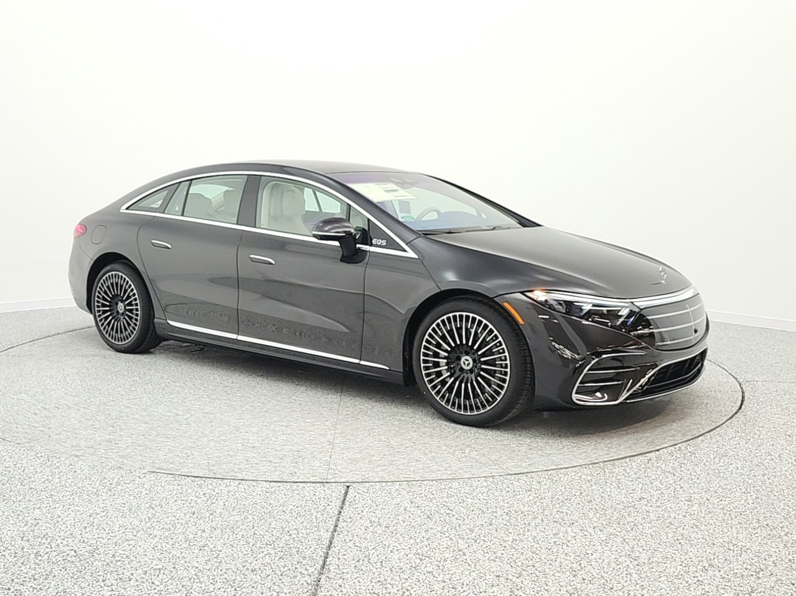 New 2026 Graphite Grey Metallic Mercedes-Benz EQS 450 image 3