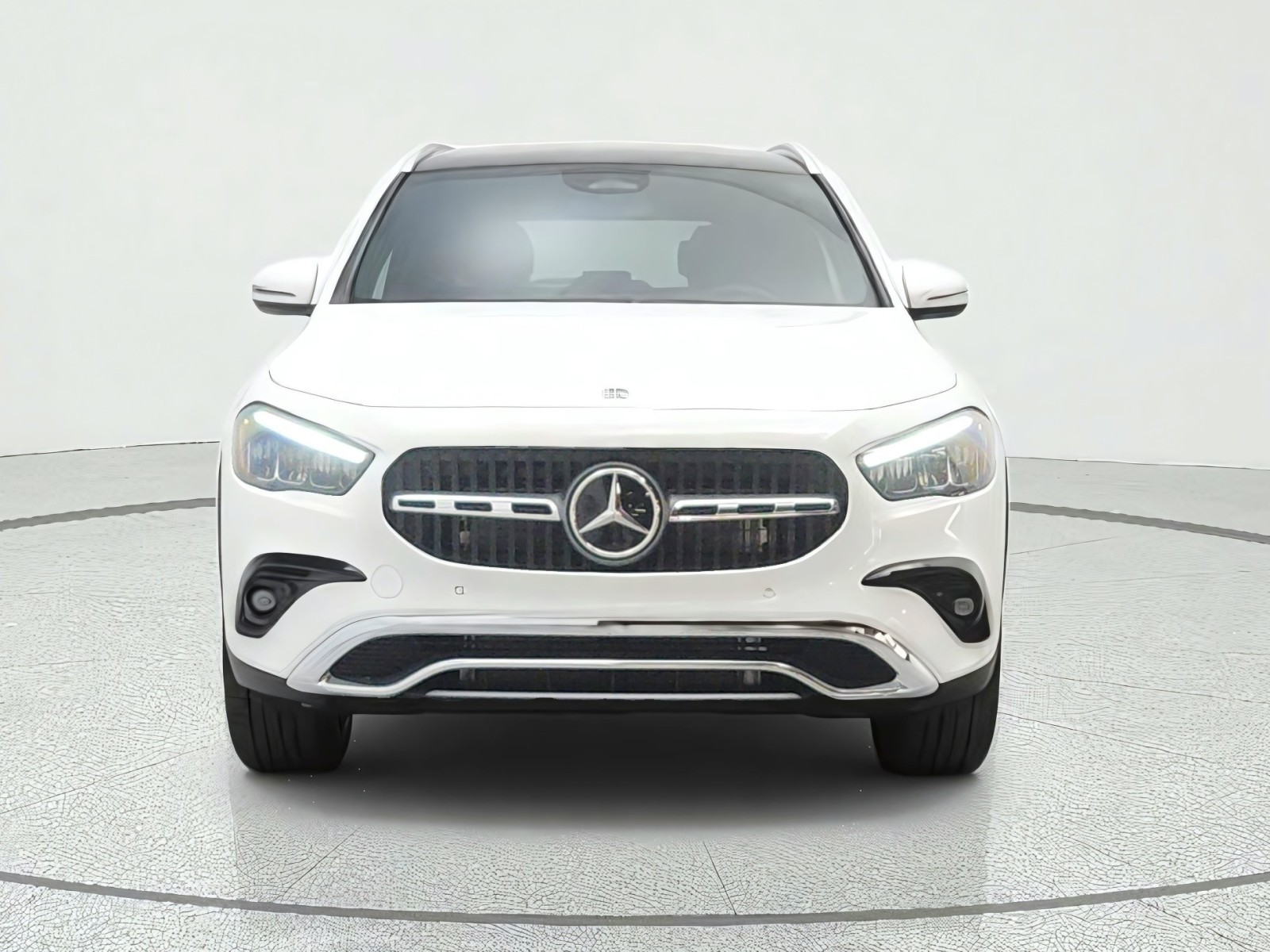 New 2026 Polar White Mercedes-Benz GLA 250 SUV image 2