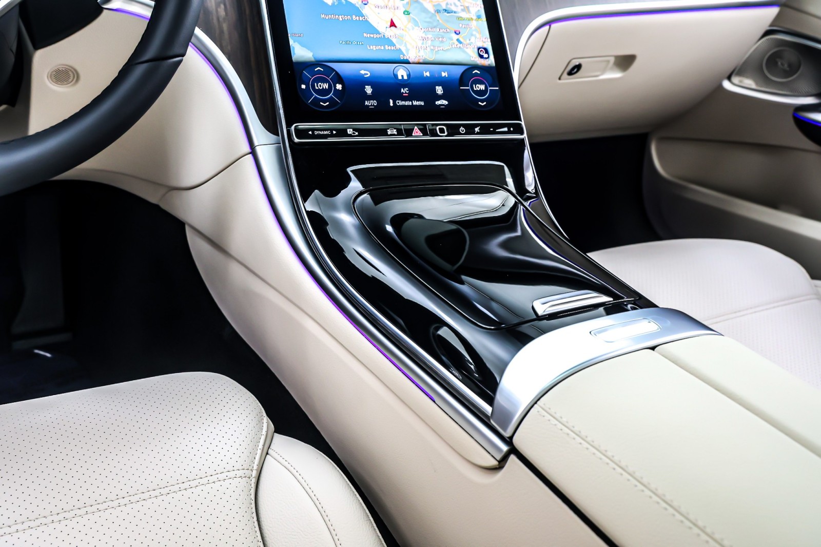 New 2026 Polar White Mercedes-Benz C 300 image 6