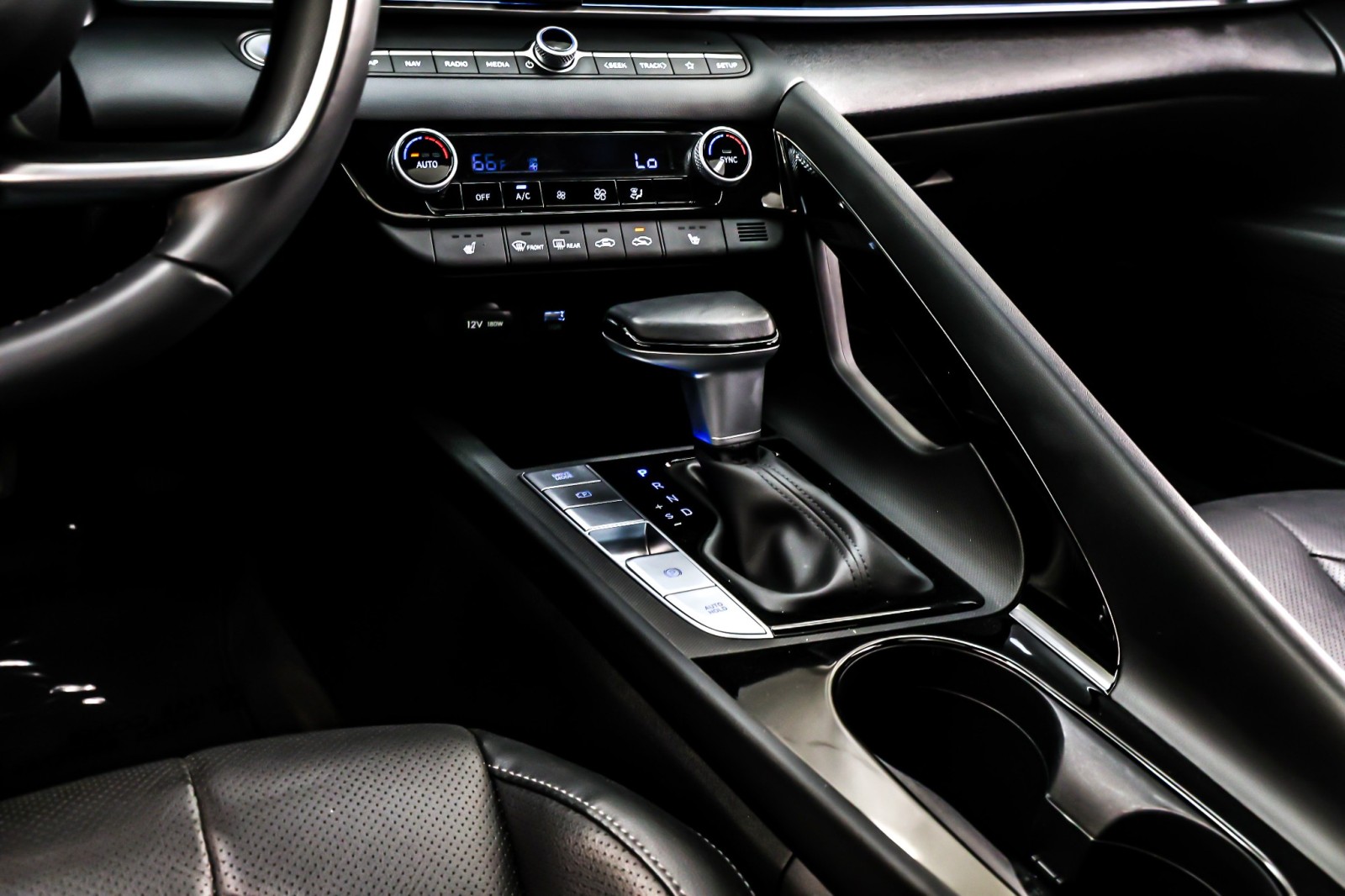 Used 2023 Ultimate Red Hyundai Limited image 6