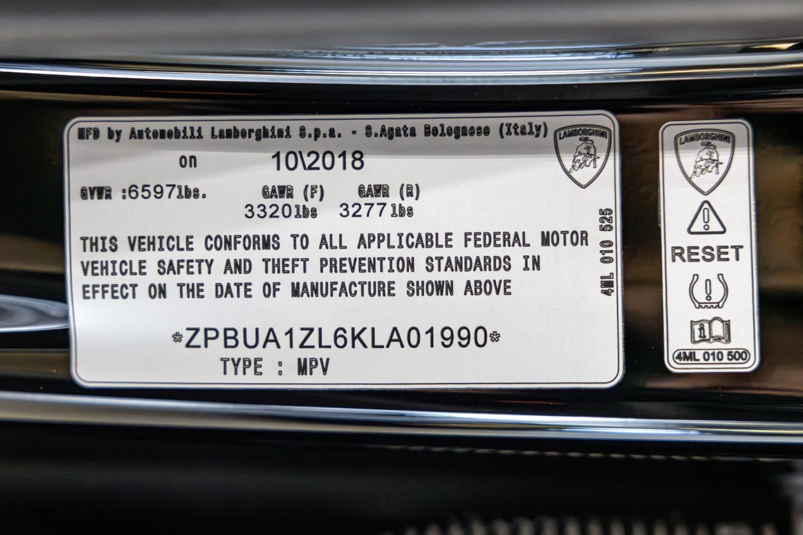 Used Car 2019 Lamborghini Urus  For Sale Under $200,000 In Boerne, Texas