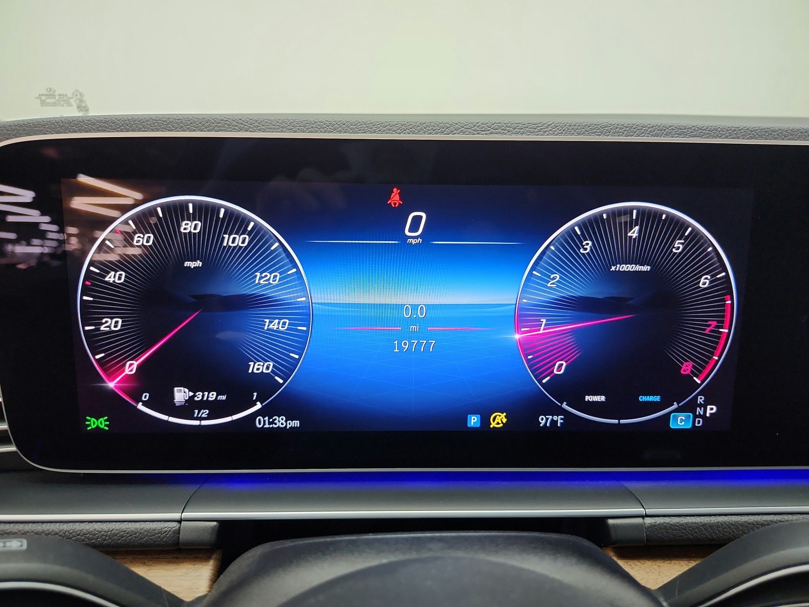Certified Used 2025 Polar White Mercedes-Benz GLE 350 4MATIC® SUV image 10