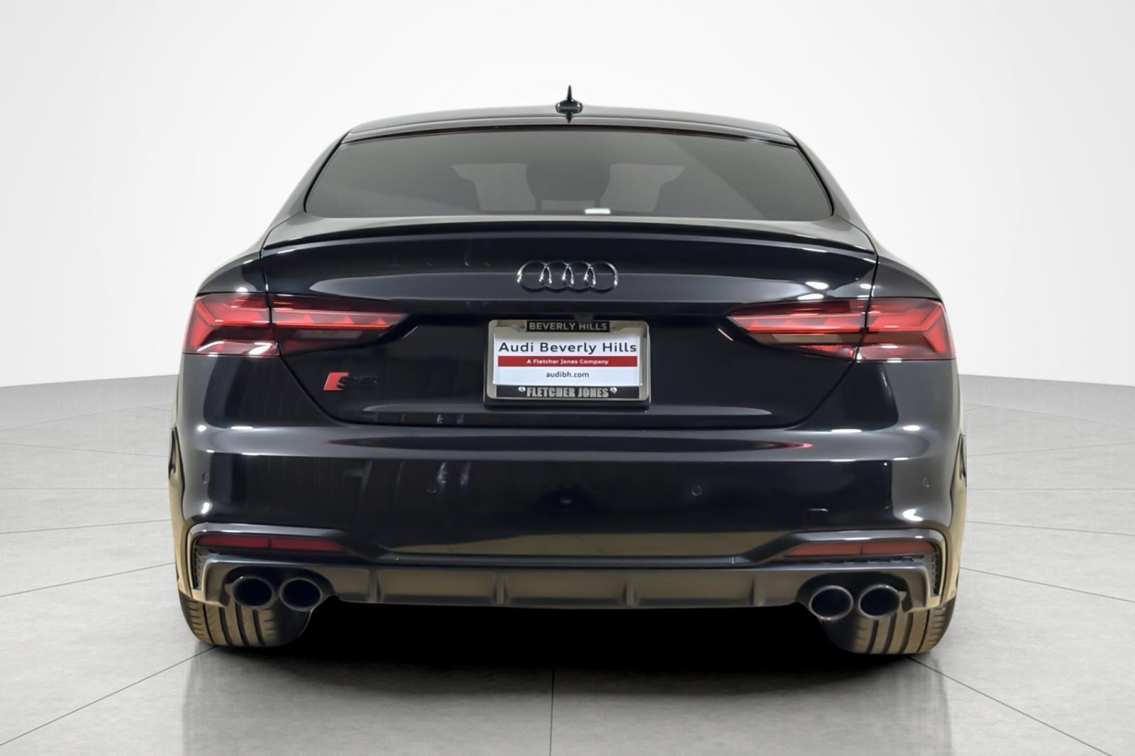 Used 2023 Mythos Black Metallic Audi Premium Plus 3.0 TFSI quattro image 4