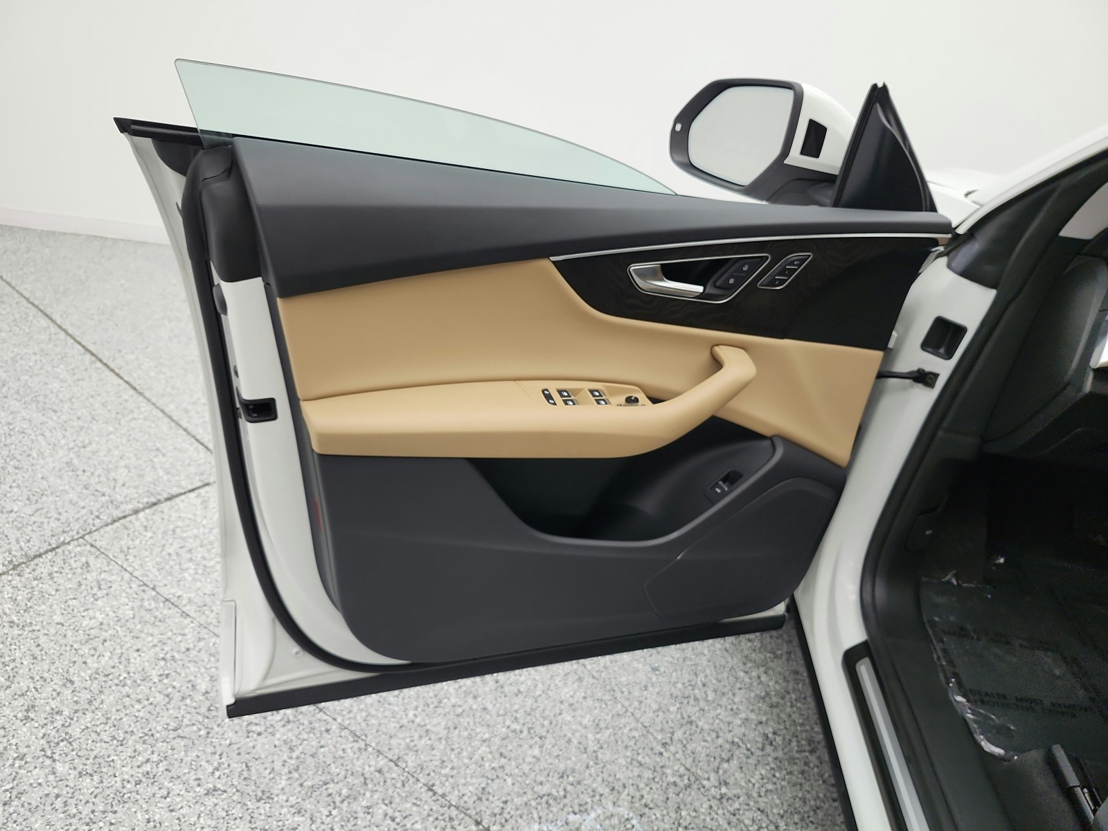 Used 2023 Carrara White Audi Premium image 15