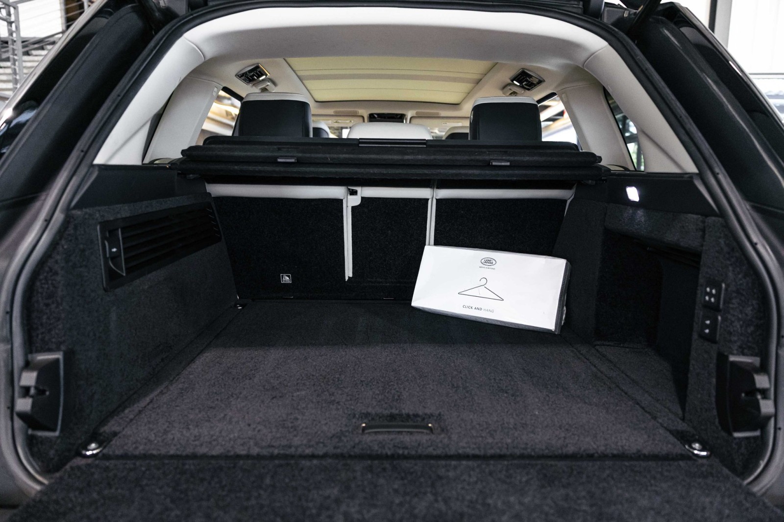 Used Car 2022 Land Rover Range Rover  Westminster For Sale Under $60,000 In Boerne, Texas