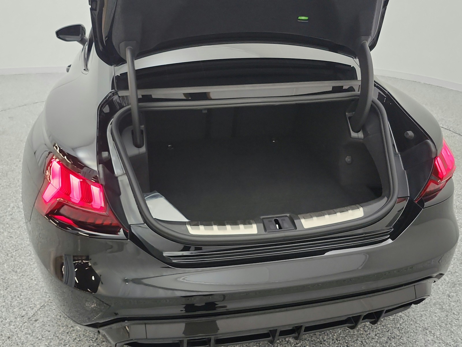 Used 2024 Mythos Black Metallic Audi quattro image 21