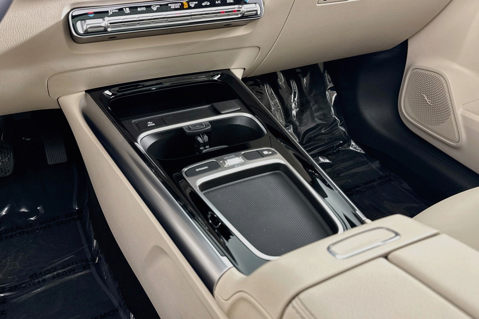 Certified Used 2026 Polar White Mercedes-Benz 250 image 6