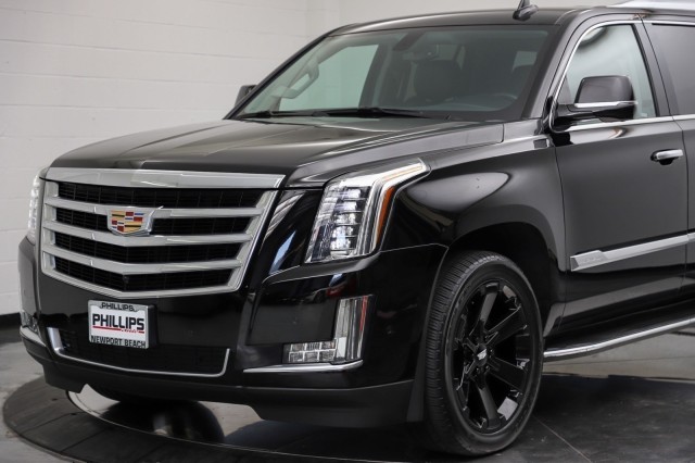 2020 Cadillac Escalade  9