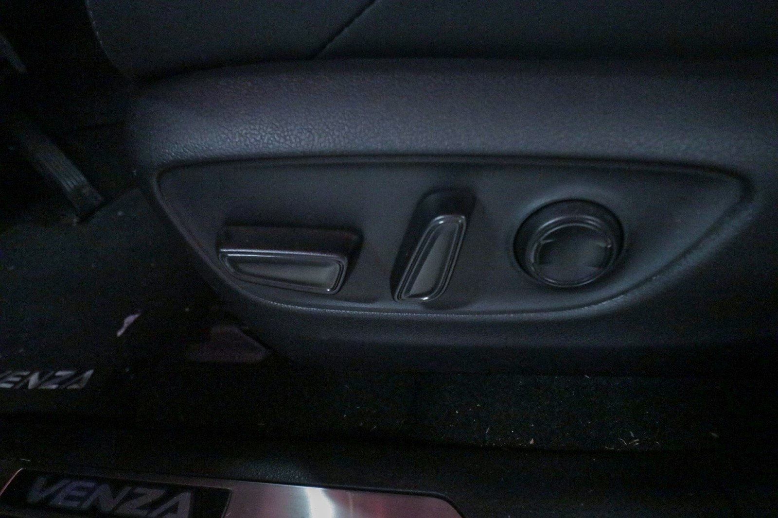 Used Car 2023 Toyota Venza  Xle For Sale Under $35,000 In Austin, Texas