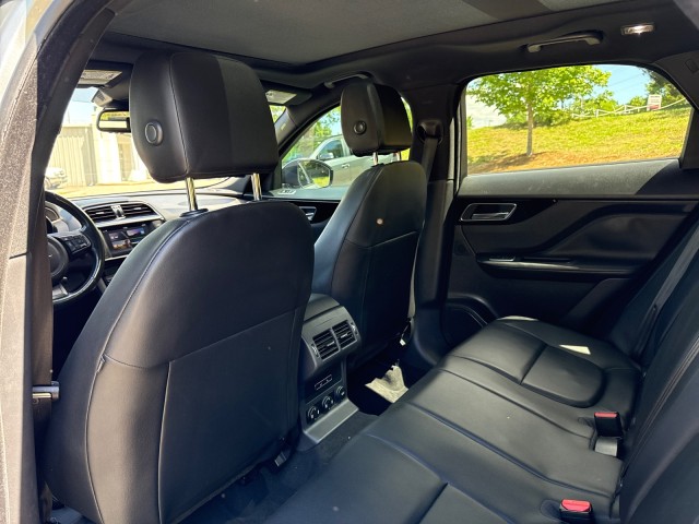 JaguarF-PACE34