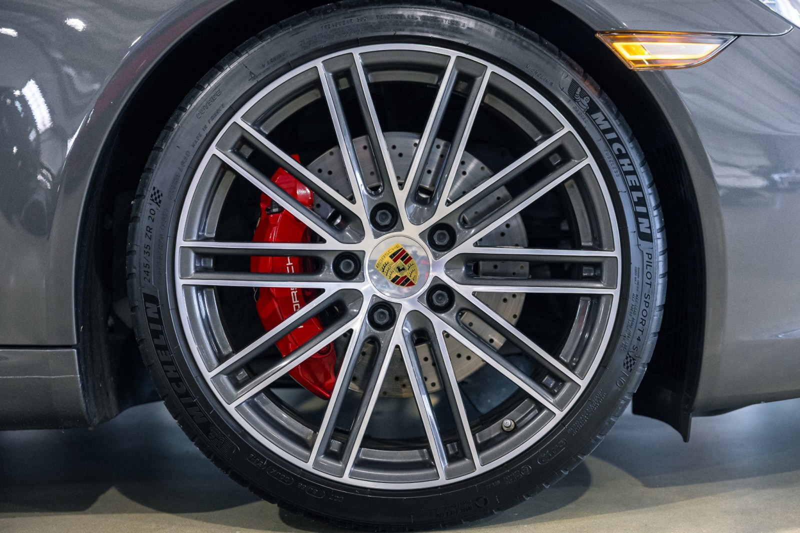 Used Car 2019 Porsche 911  Carrera S - Sport Chrono Package - Sport Exhaust - Bose Surround Sound For Sale Under $130,000 In Boerne, Texas