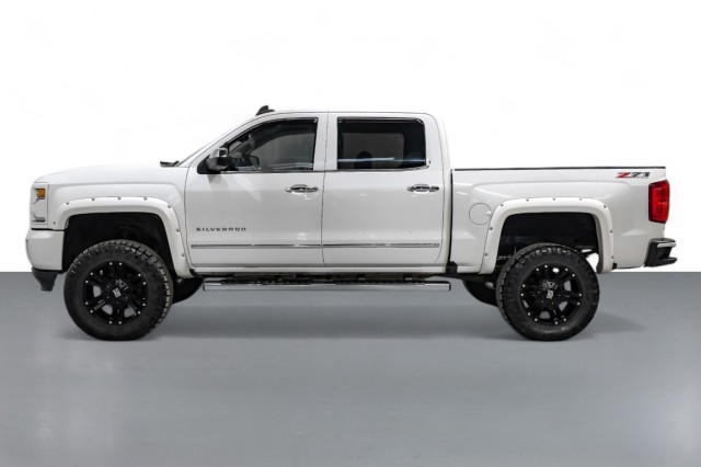 2017 Chevrolet Silverado 1500 LTZ 9