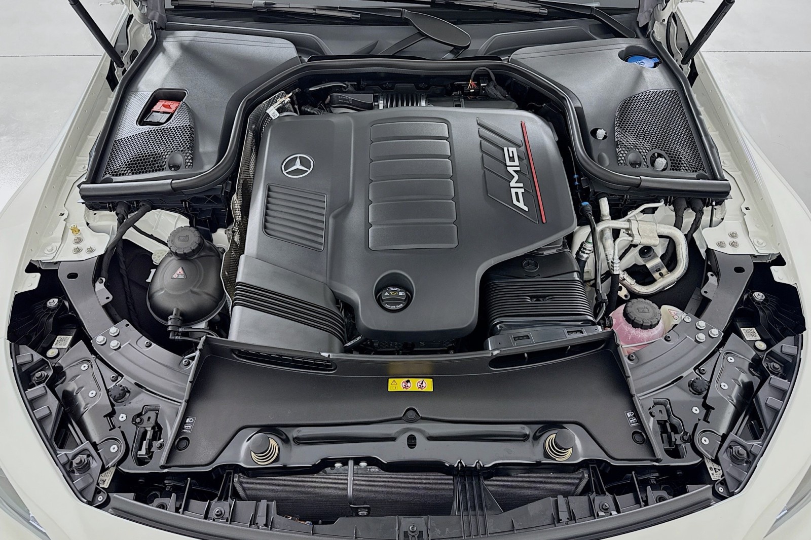 New 2026 Polar White Mercedes-Benz AMG® GT 43 4-Door Coupe image 10