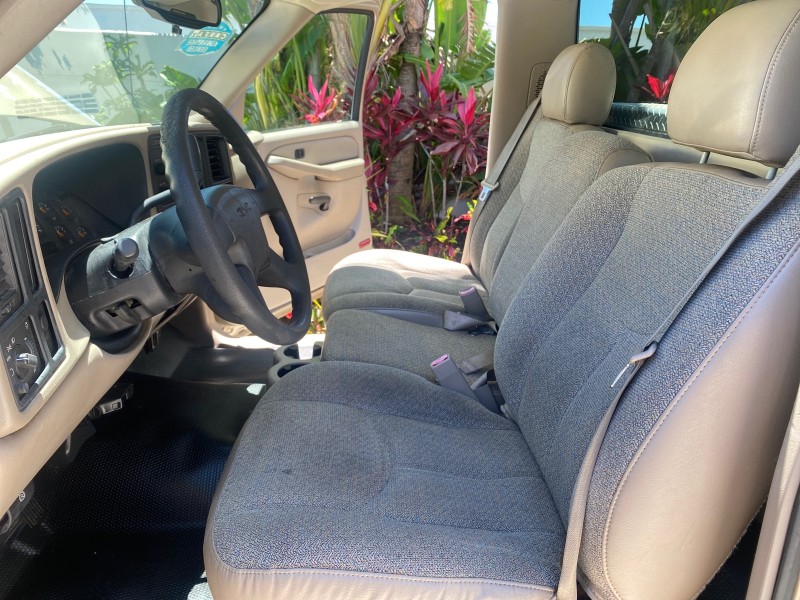 2005 GMC Sierra 1500 LOW MILES 83837 AC NO ACCIDENTS in ,