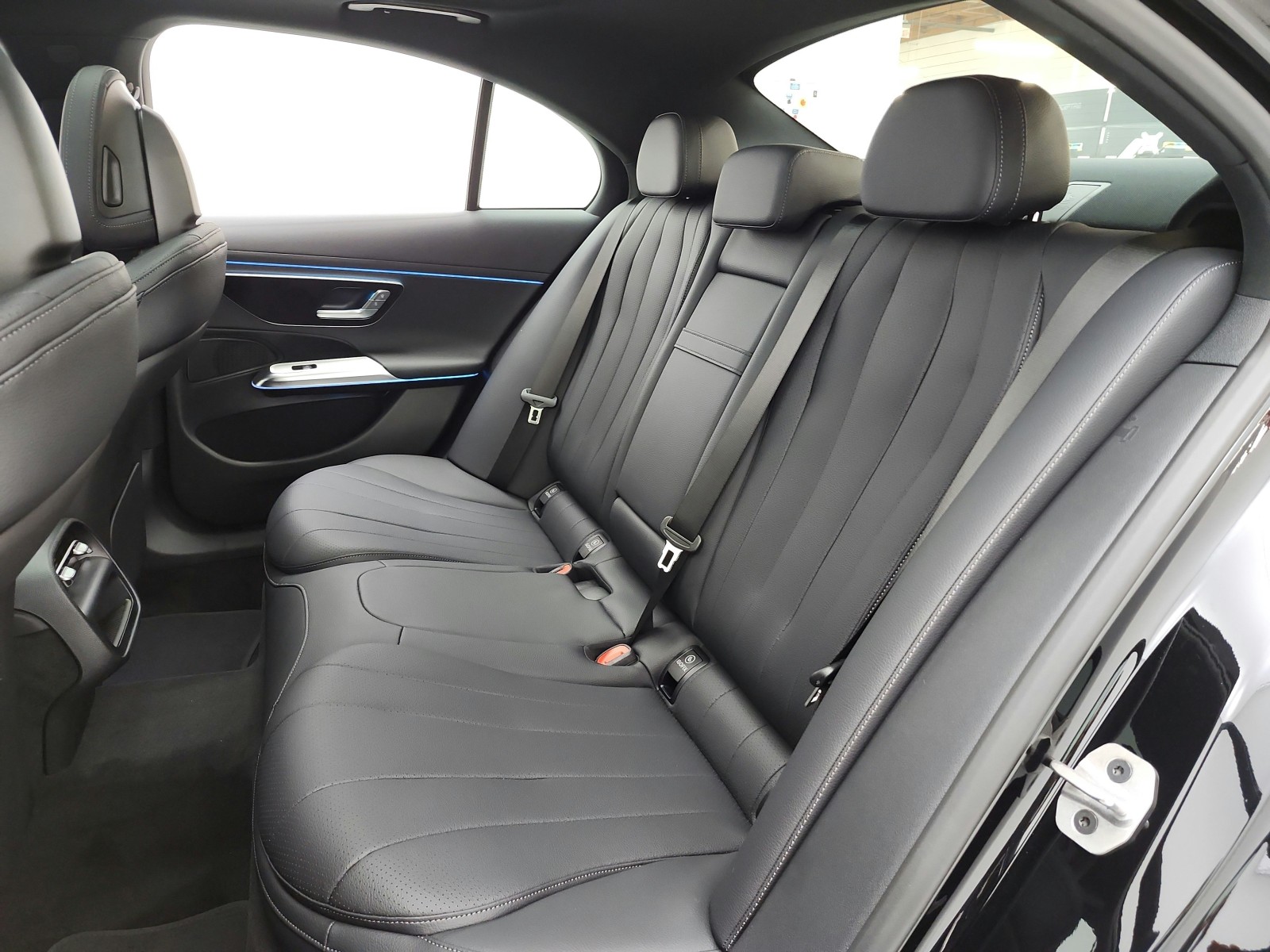 New 2026 Black Mercedes-Benz E 350 RWD Sedan image 11