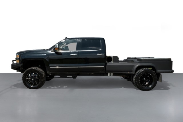 2016 Chevrolet Silverado 3500HD High Country 11