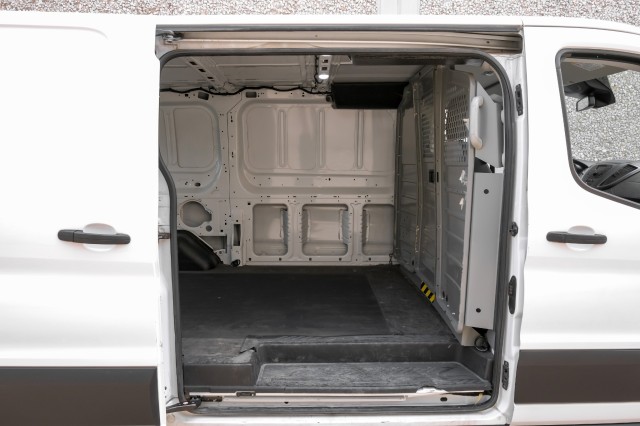 2019 Ford Transit Van  23