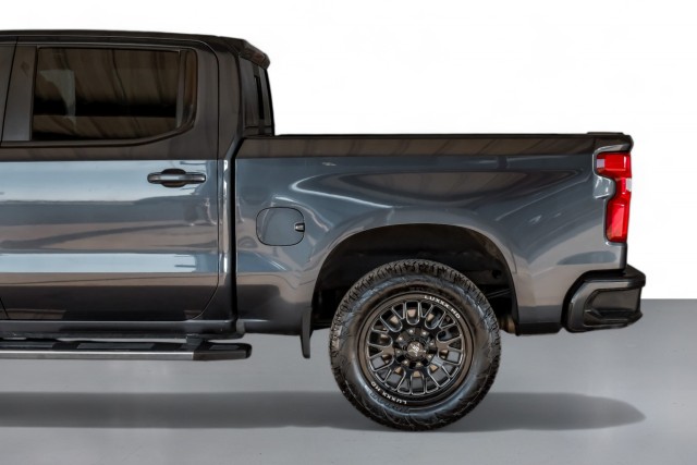 2020 Chevrolet Silverado 1500 RST 13