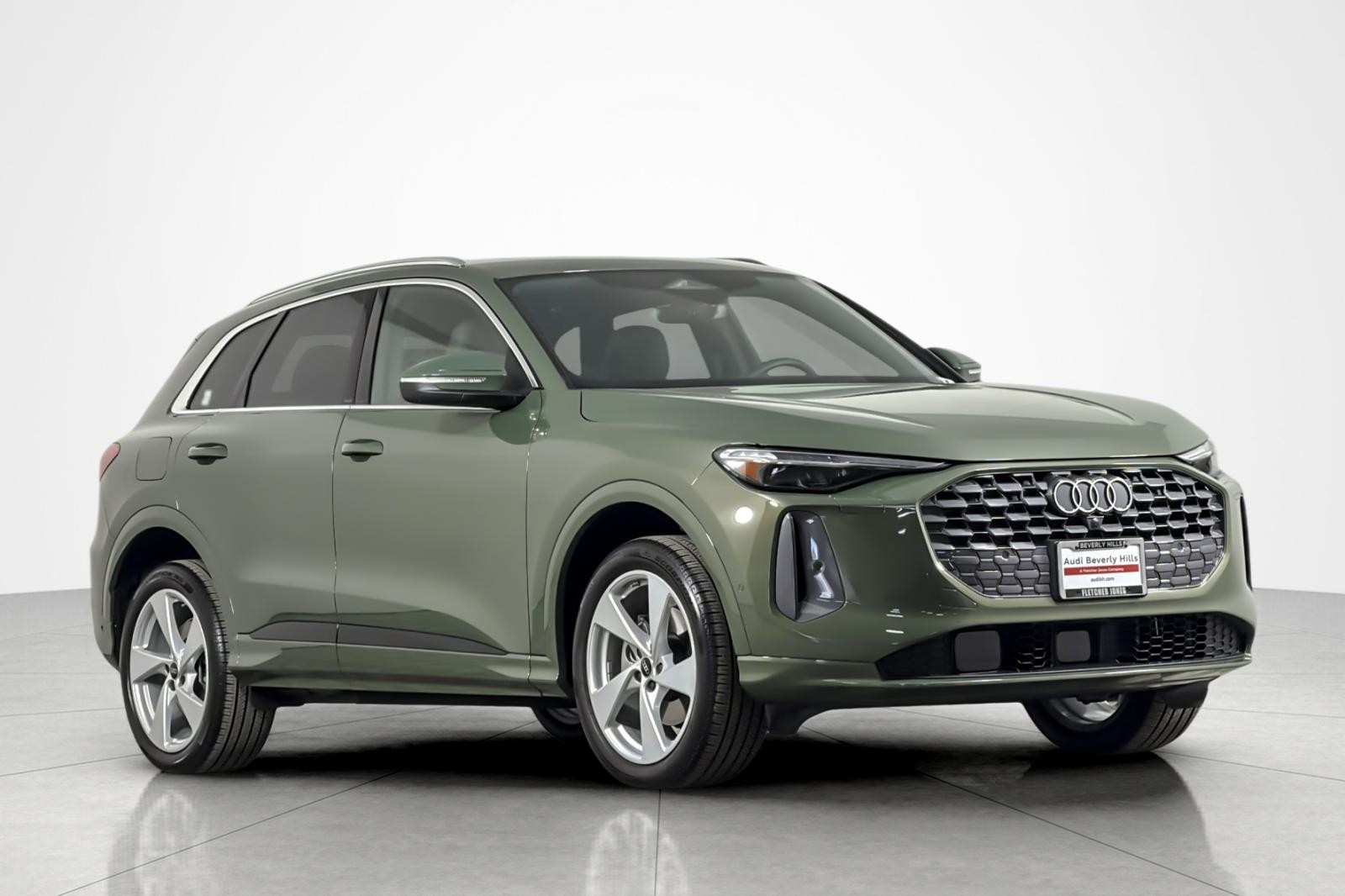 Used 2025 District Green Metallic Audi Premium Plus 2.0 TFSI quattro image 7