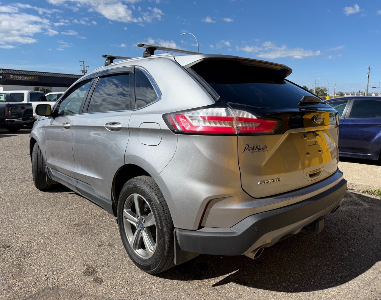 2020 Ford Edge