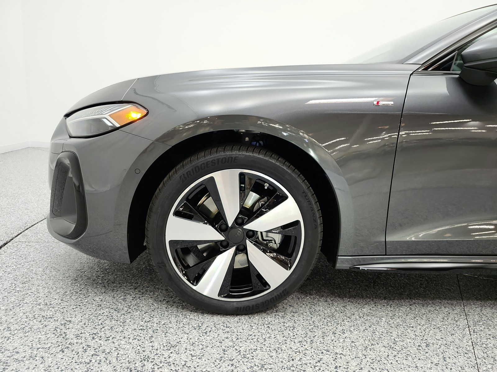 New 2026 Daytona Gray Pearl Effect Audi Premium Plus 2.0 TFSI quattro image 15