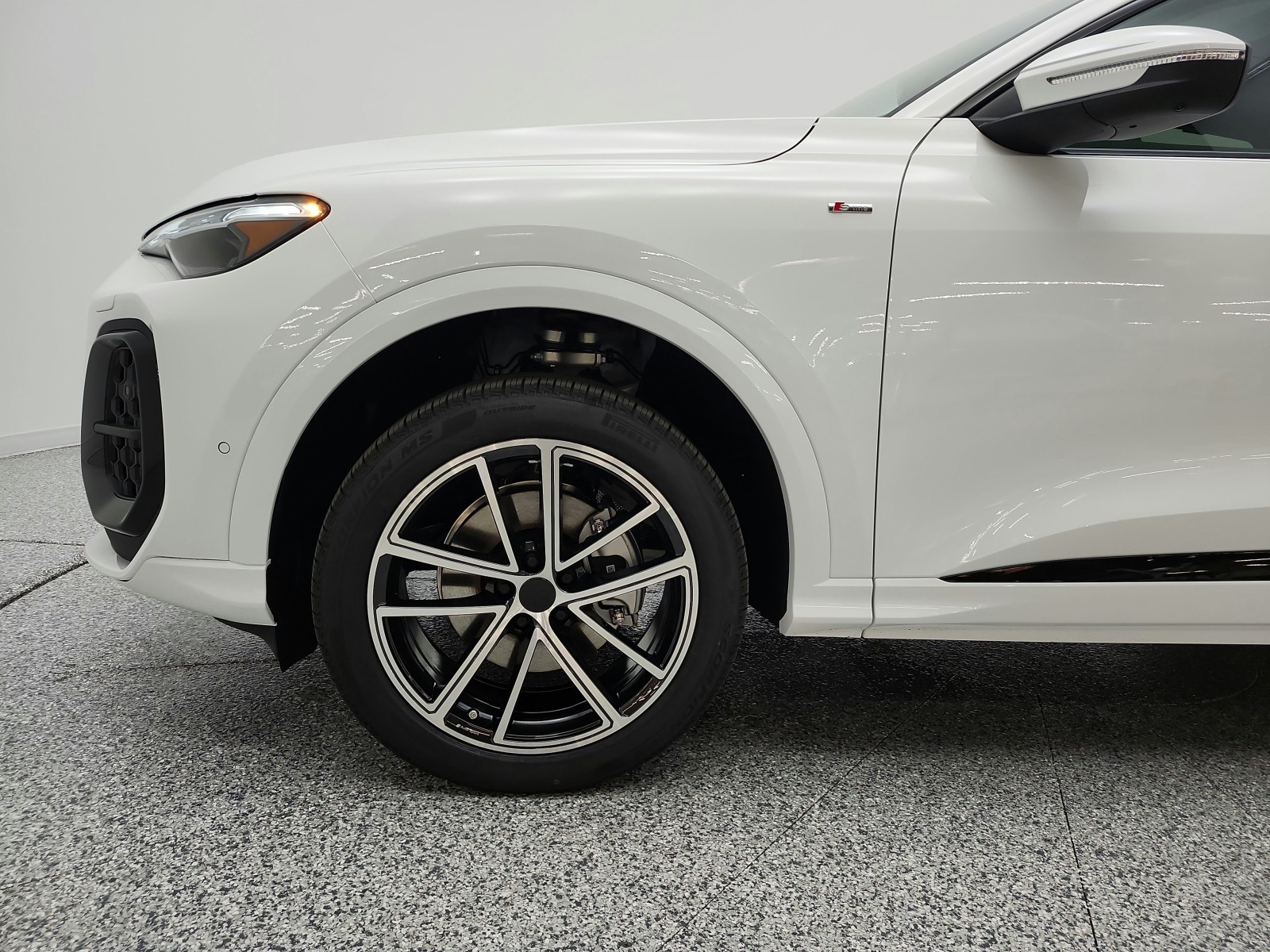 New 2026 Arkona White Audi Premium Plus 2.0 TFSI quattro image 15