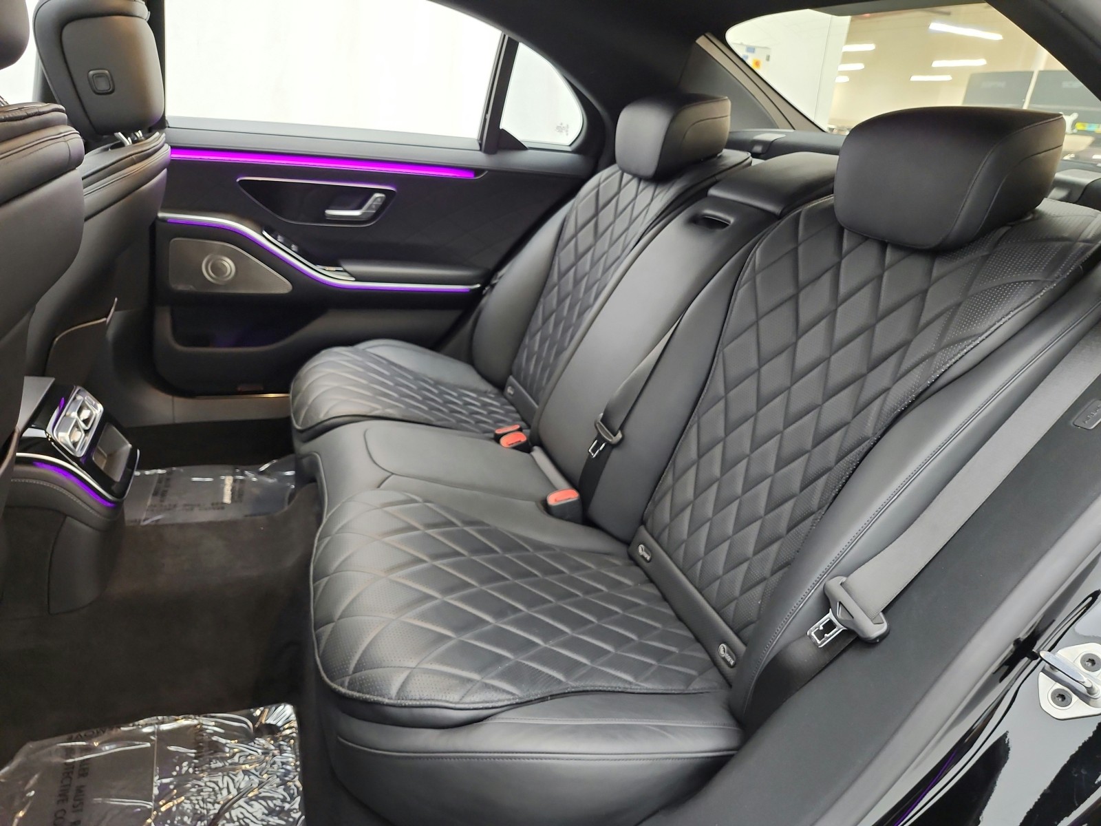 Used 2023 Black Mercedes-Benz S 580 4MATIC® Sedan image 12