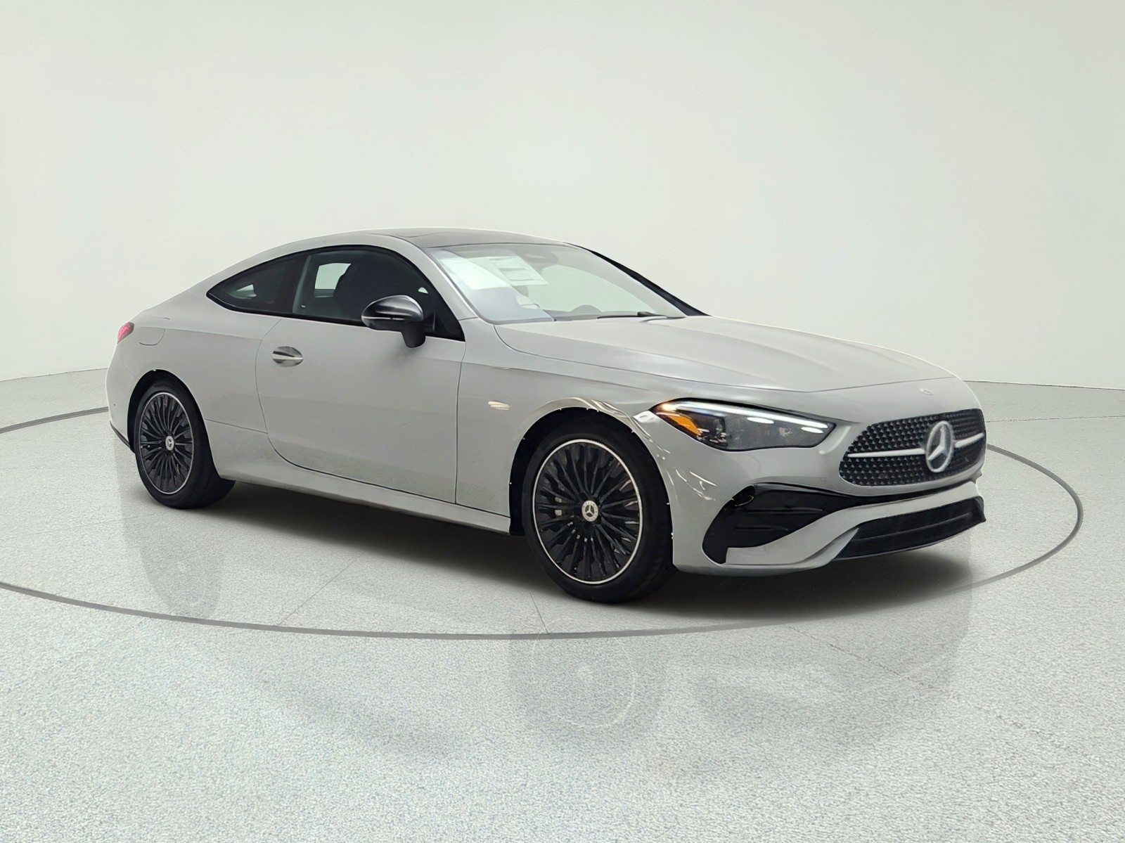 New 2027 MANUFAKTUR Alpine Grey Metallic Mercedes-Benz CLE 450 4MATIC® Coupe image 3