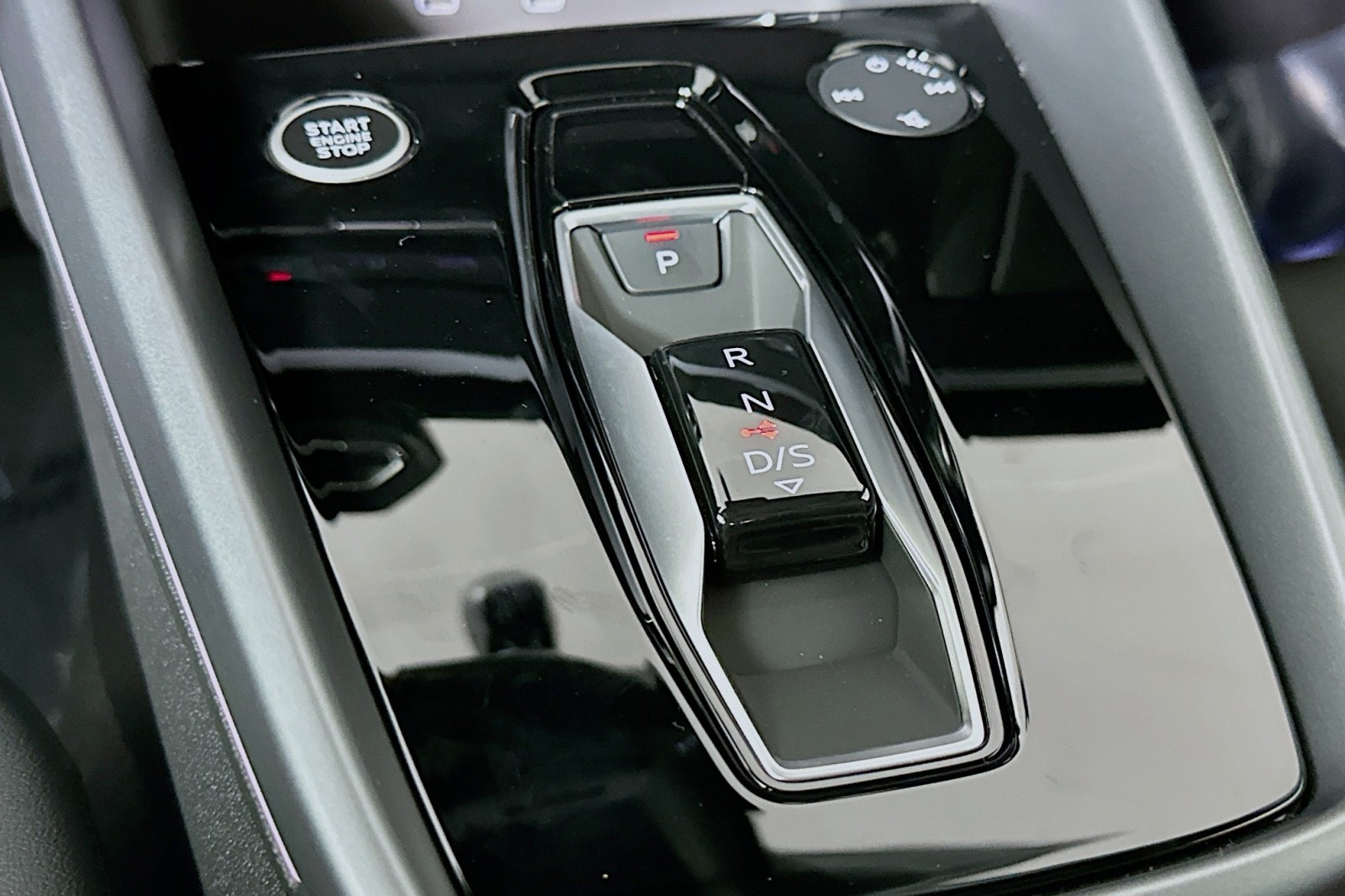 New 2026 Arkona White Audi Premium Plus image 7