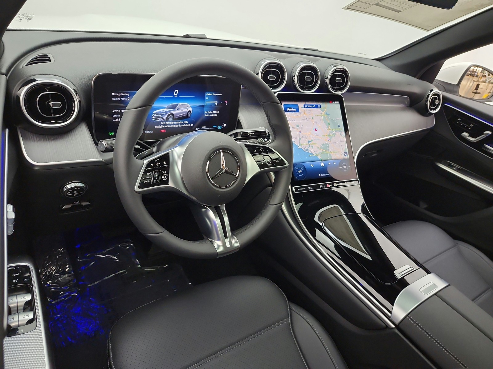 New 2027 Polar White Mercedes-Benz GLC 300 SUV image 9