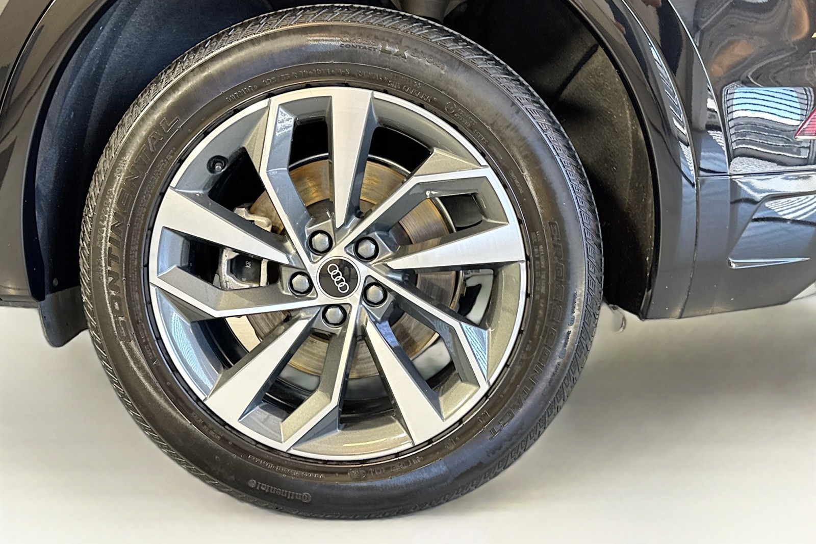 Used 2022 MYTHOS BLACK Audi S line Premium image 29