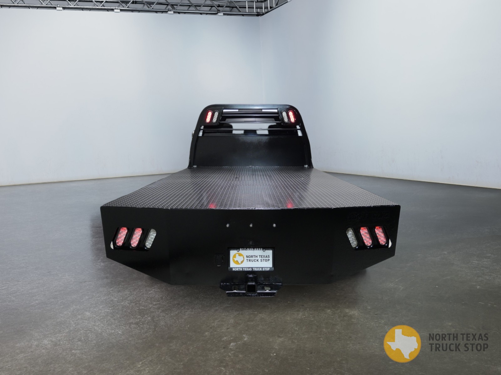 View vehicle photo 6