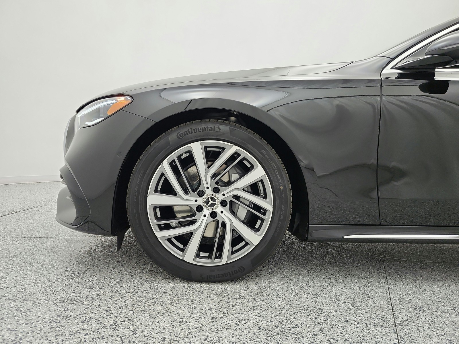 New 2026 Black Mercedes-Benz E 350 RWD Sedan image 13