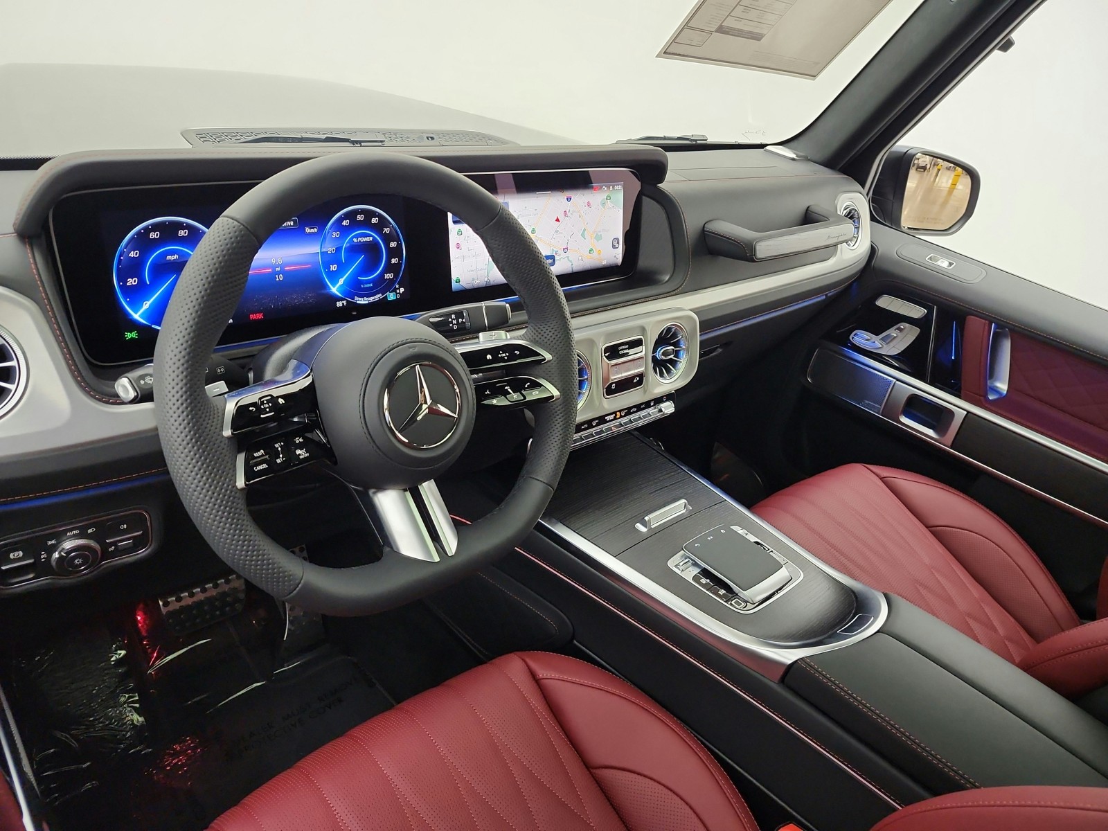 New 2027 MANUFAKTUR Platinum magno Mercedes-Benz G 580e SUV image 9