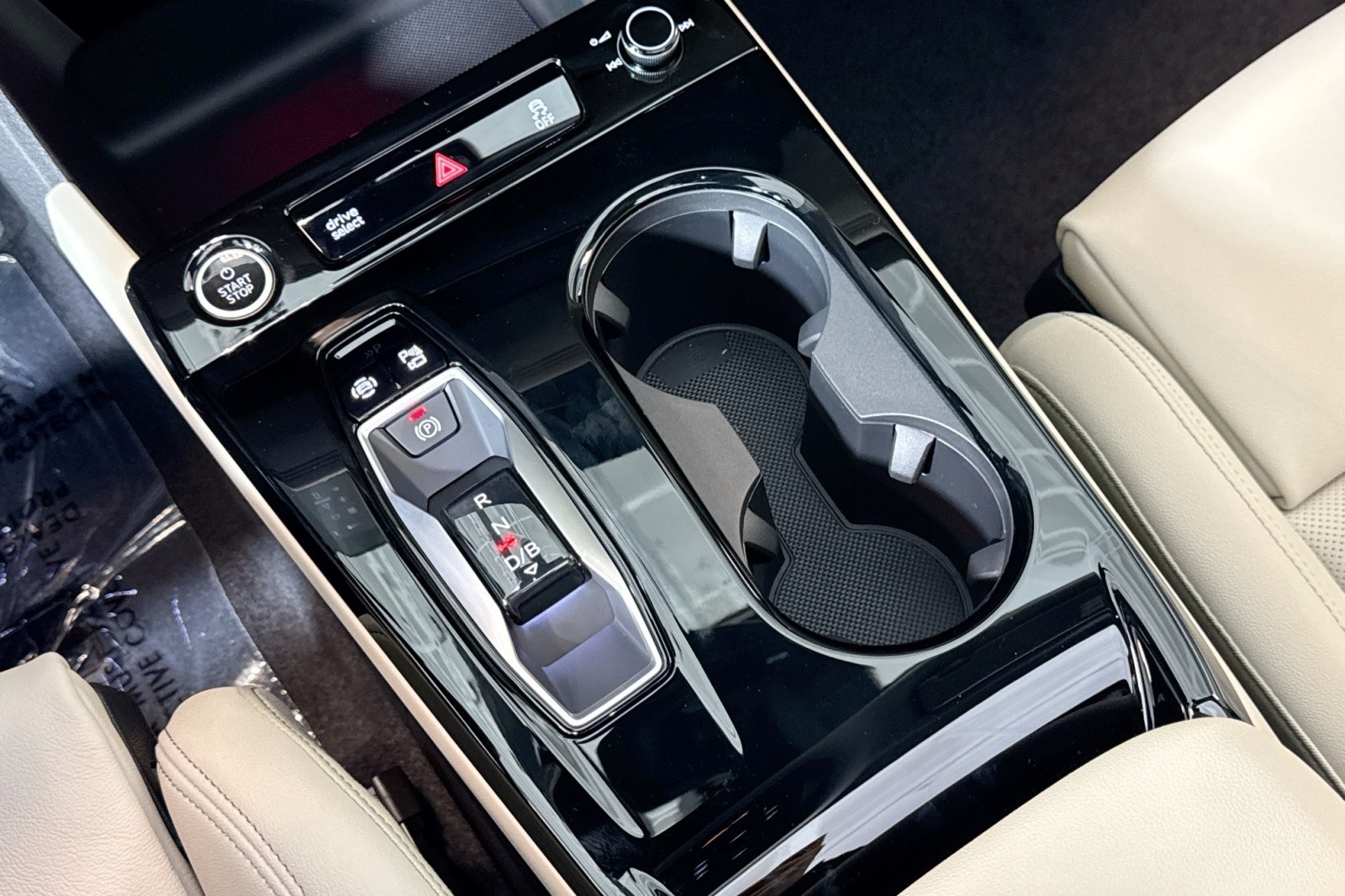 New 2025 Glacier White Metallic Audi Premium Plus quattro image 14